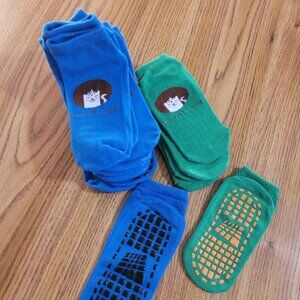 Toddler Momiland Grip Socks. 3 Medium Sets. 7 Large Sets.
